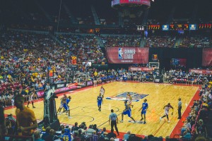 开云体育官网-76人火力压制猛龙，哈登在西决生死战接管比赛，当相信过程迎来终极考验