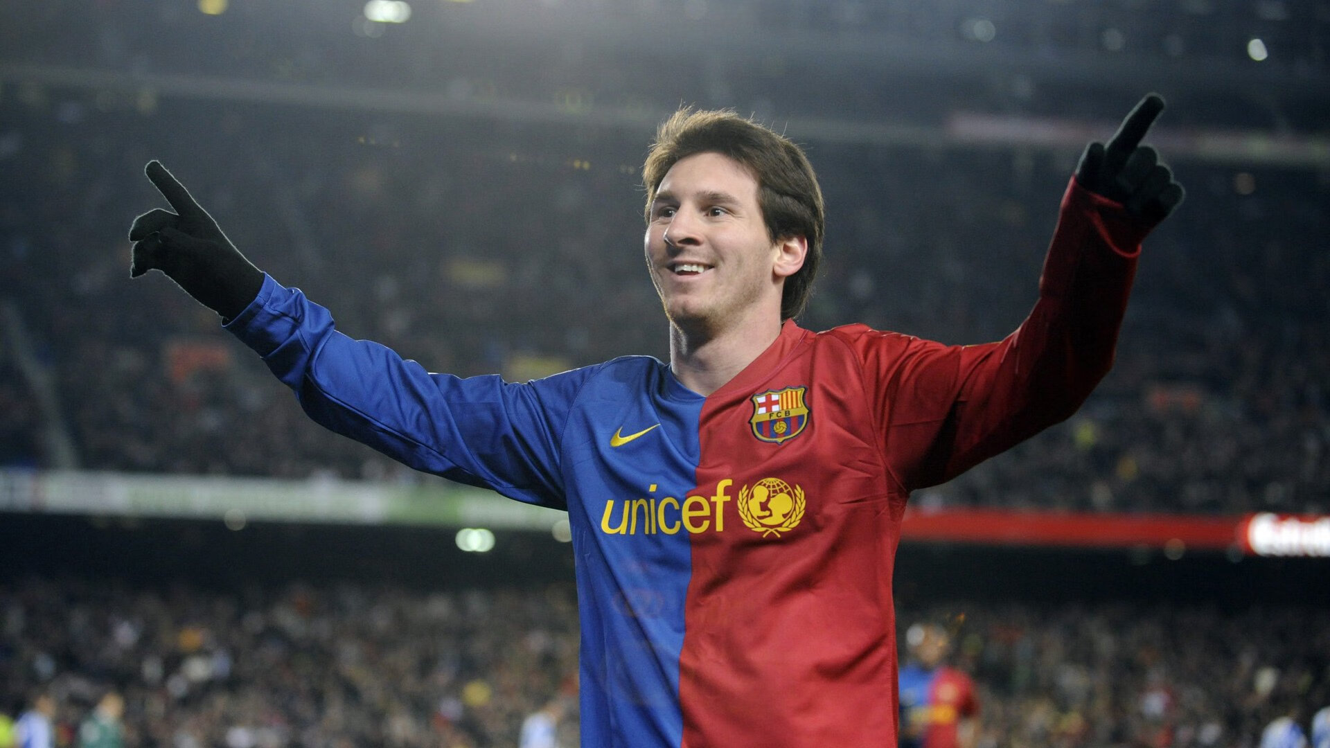 智利压制乌拉圭,坎塞洛独造三球!F组焦点战悬念提前终结?